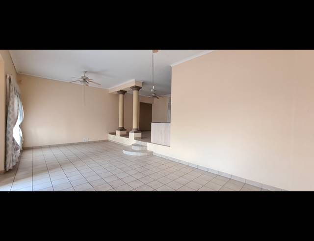 4 BEDROOM FREEHOLD FOR SALE IN CASHAN